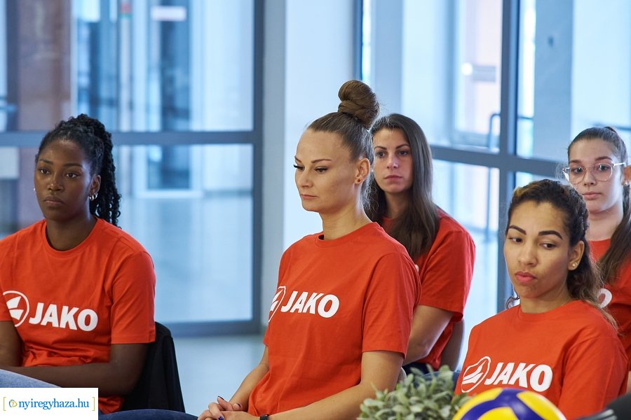 Női röpi sajtótájékoztató 20210721