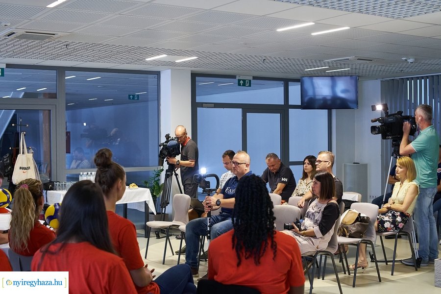 Női röpi sajtótájékoztató 20210721