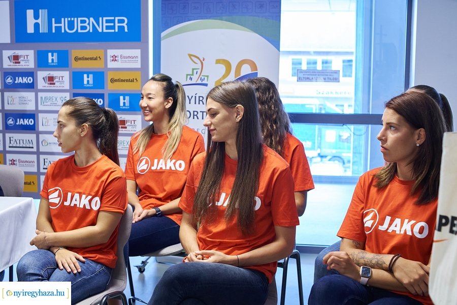 Női röpi sajtótájékoztató 20210721