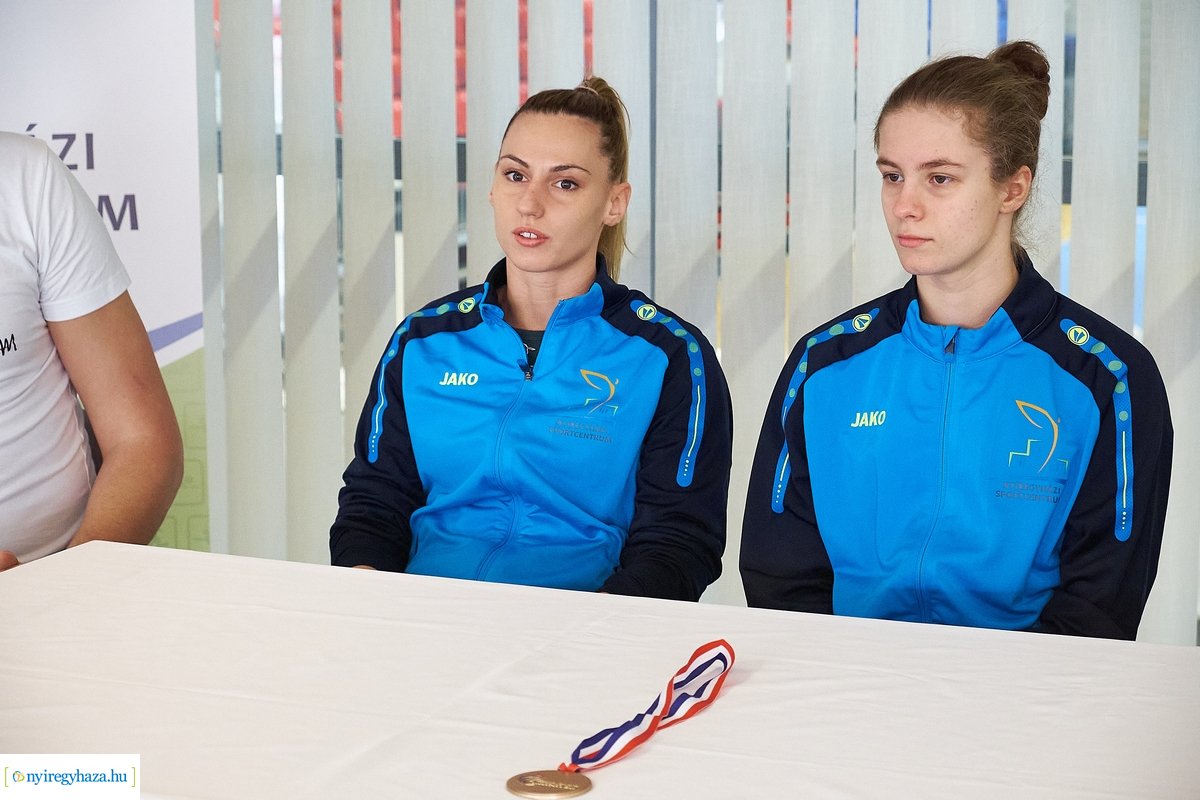 Női sikerek úszásban a Nyíregyházi Sportcentrumnál