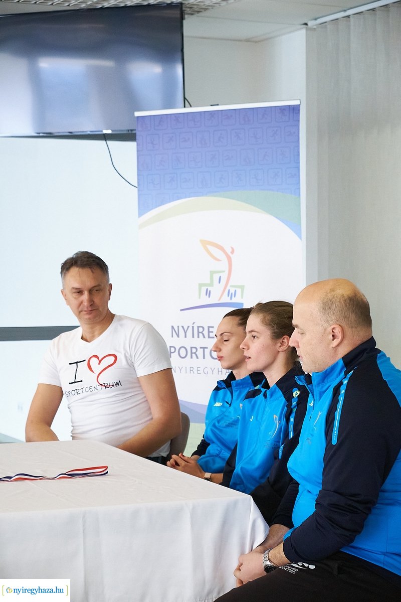 Női sikerek úszásban a Nyíregyházi Sportcentrumnál