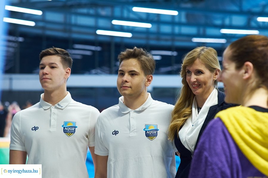 Női vízilabda a Városi Uszodában