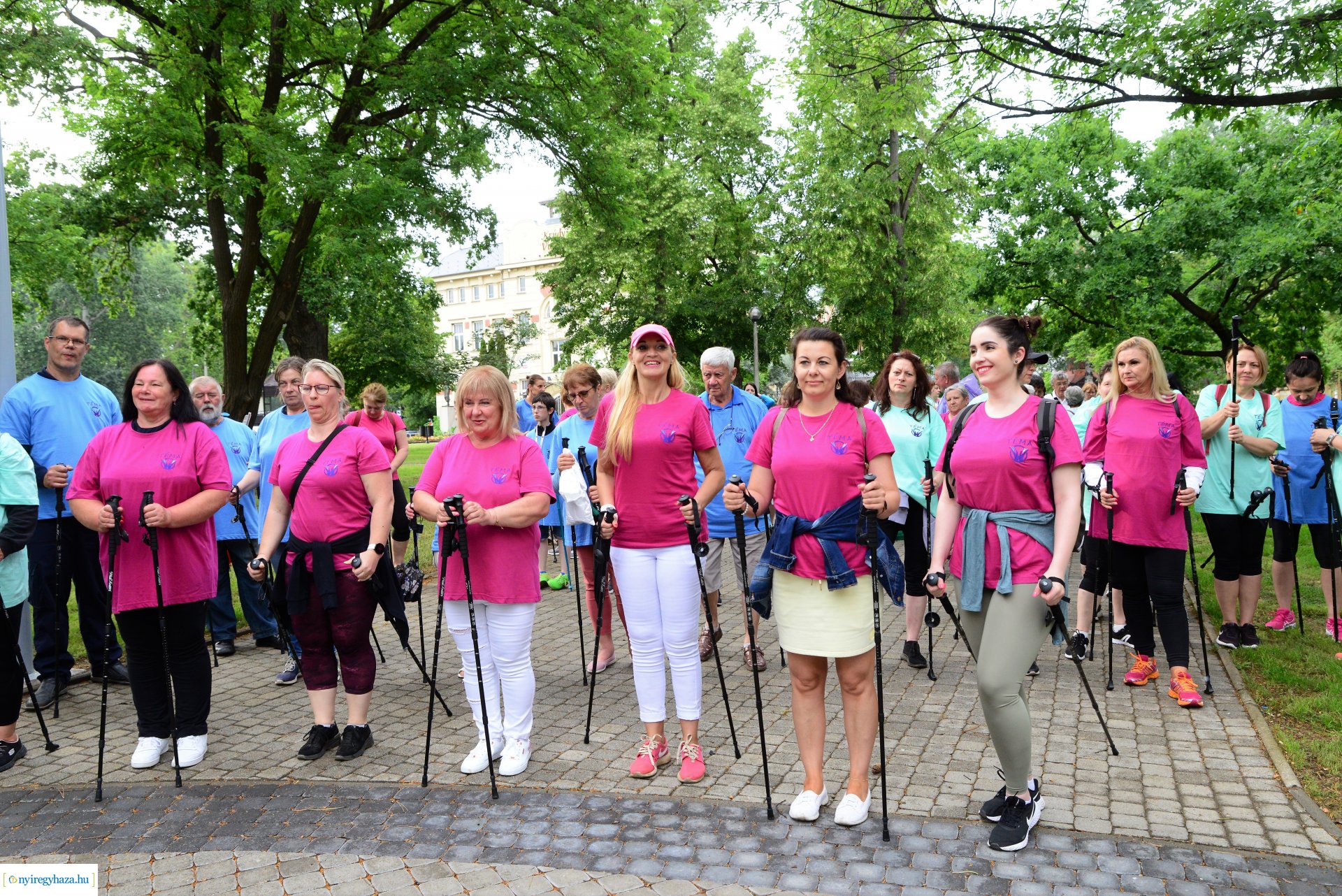Nordic walking túra a Sóstói tó körül