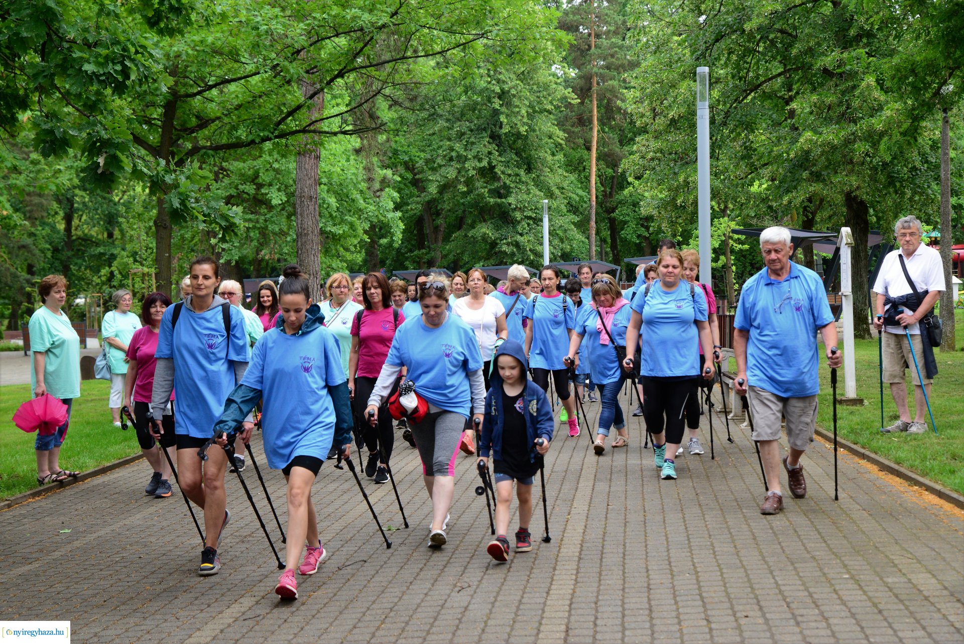 Nordic walking túra a Sóstói tó körül