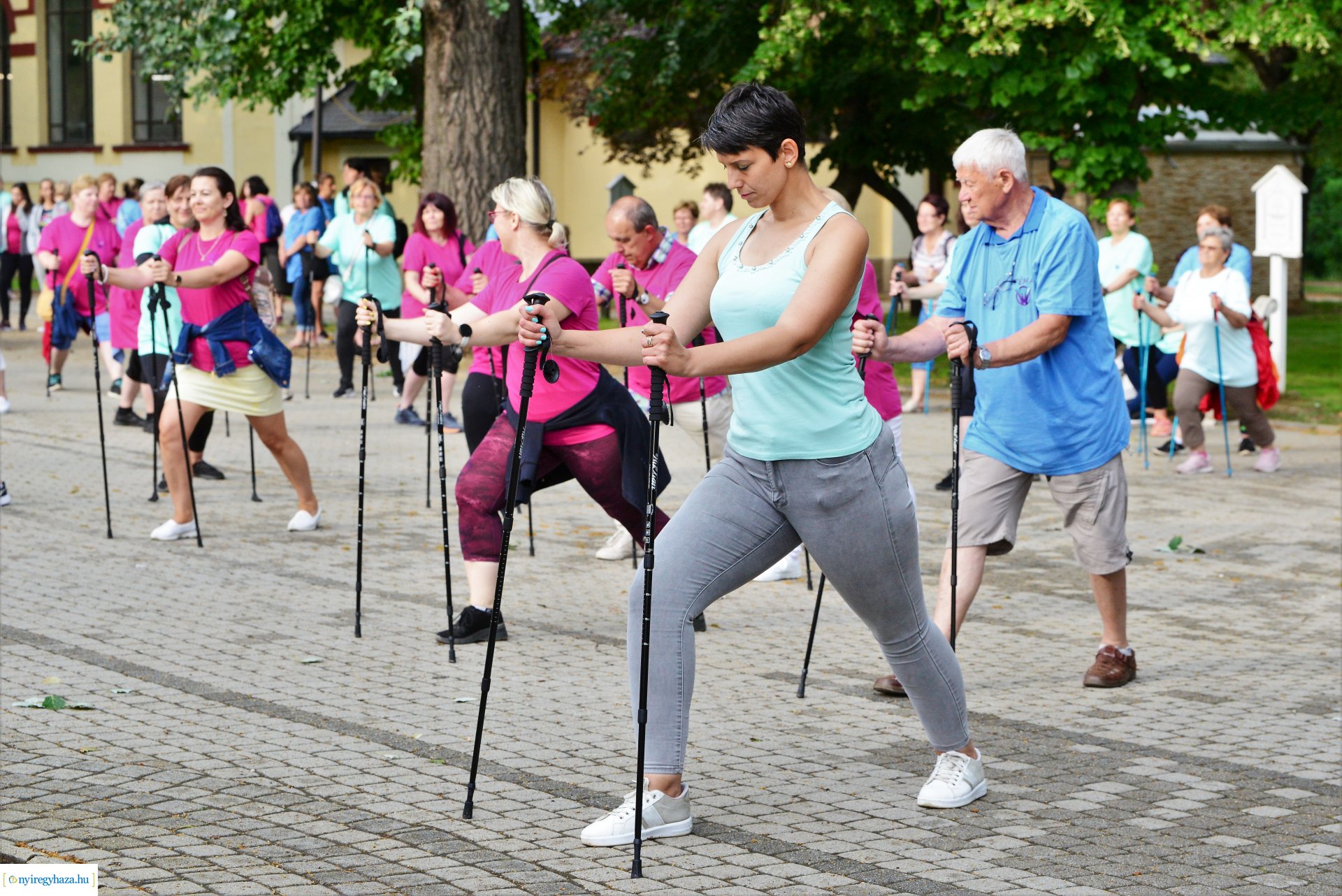 Nordic walking túra a Sóstói tó körül