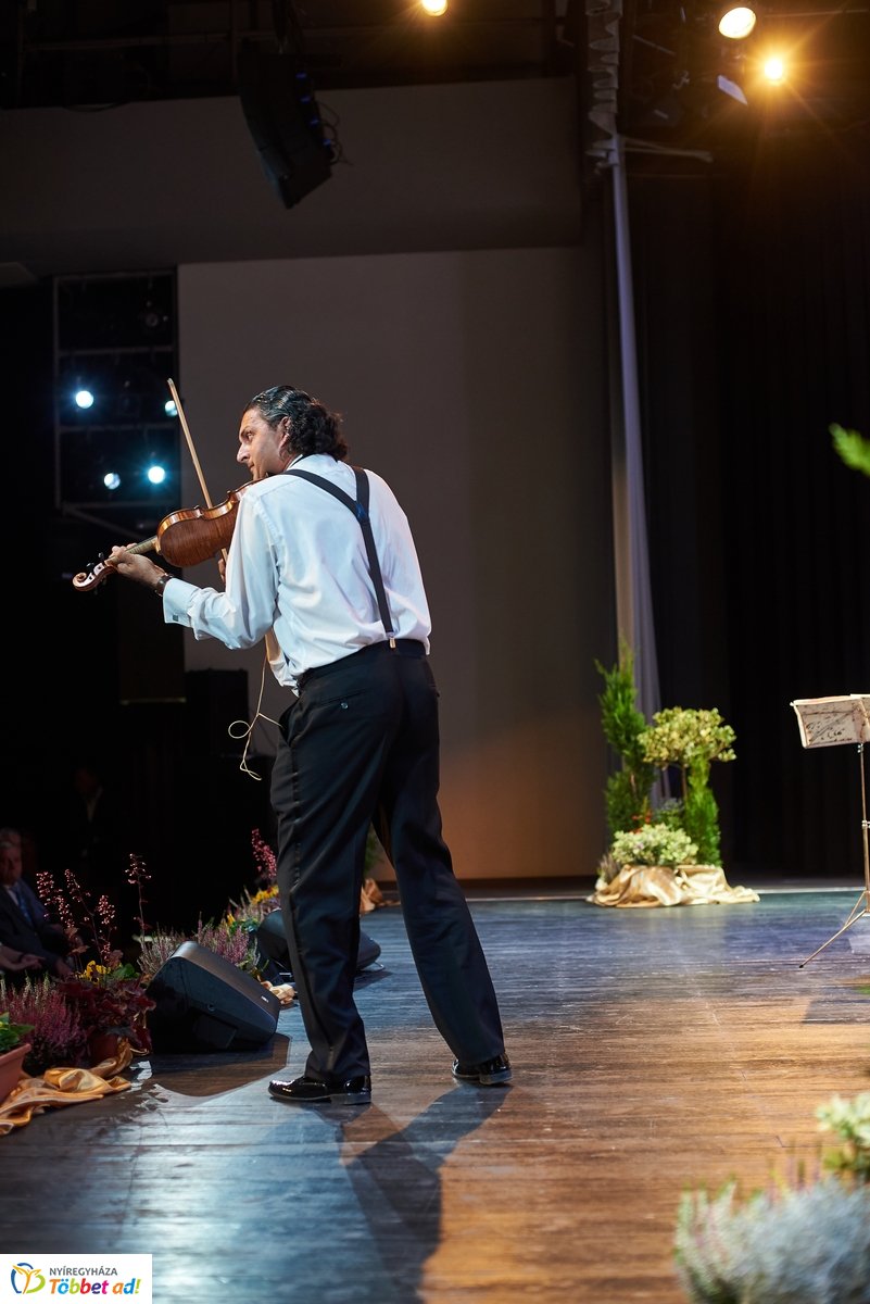 Nótaest Nyíregyházán