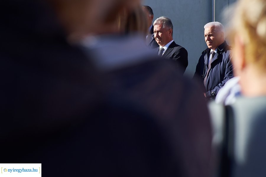 Nővérszálló alapkő letétele a Jósa András kórházban