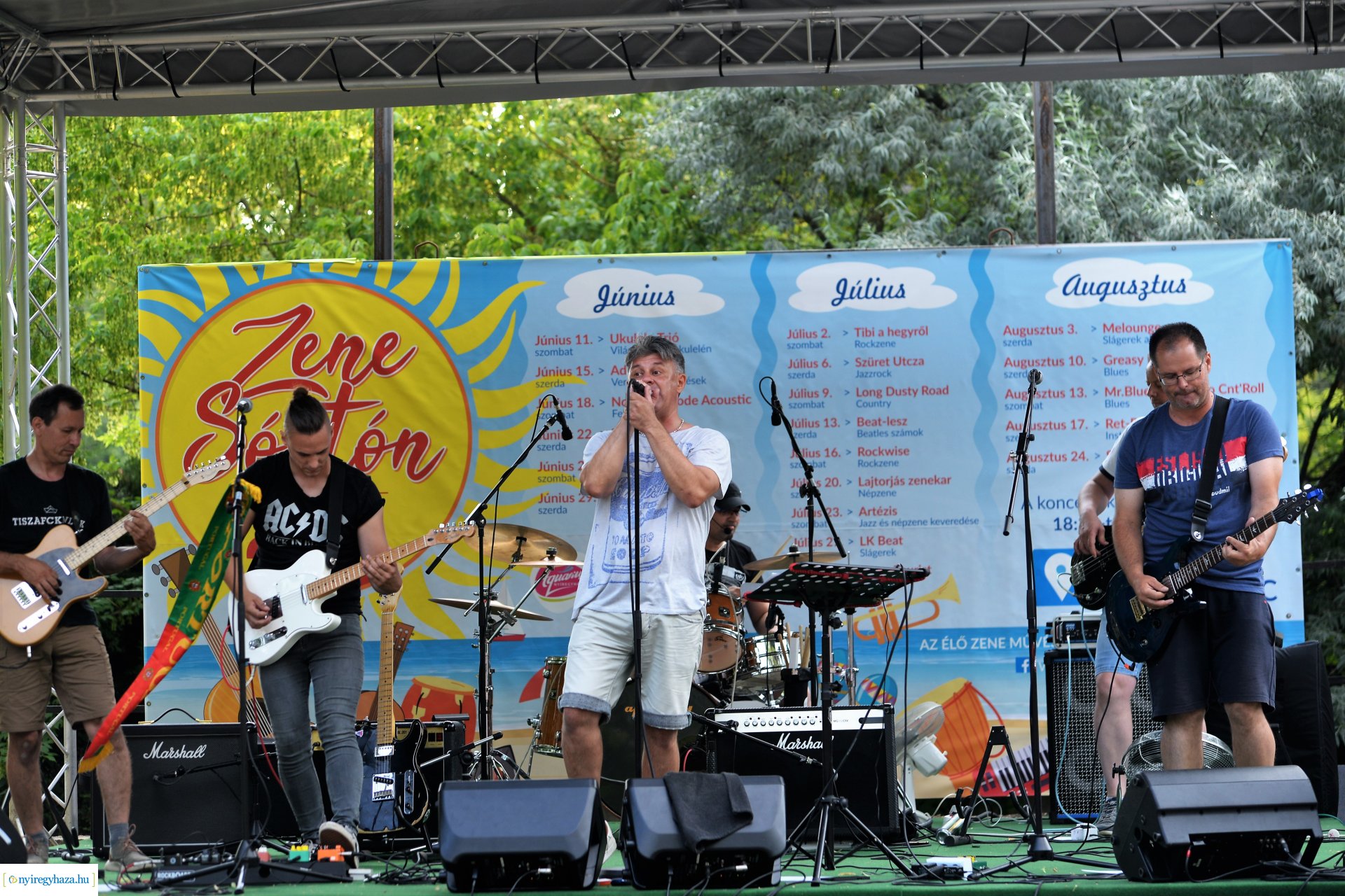 Nyáresti séta Sóstón