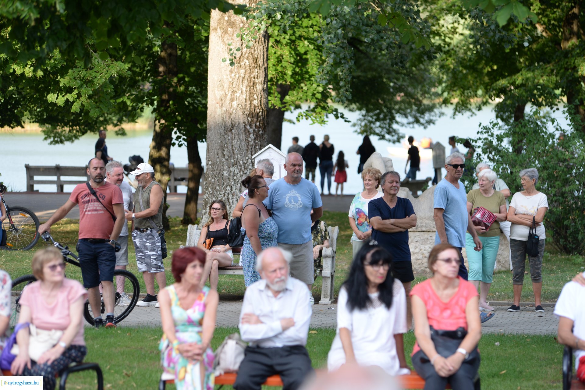 Nyáresti séta Sóstón