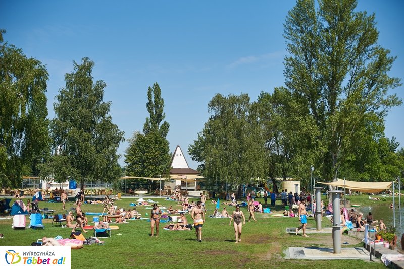 Nyári csobbanás ősszel