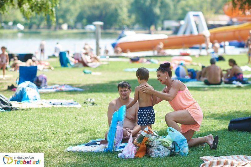 Nyári csobbanás ősszel