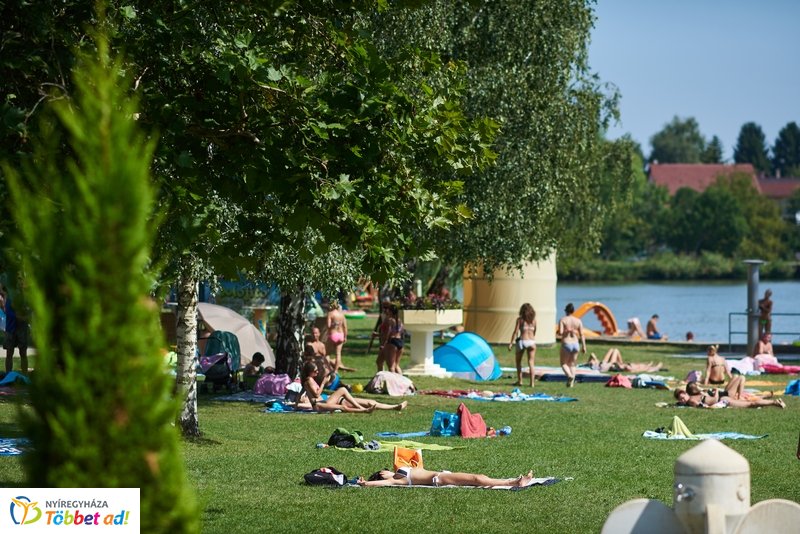 Nyári csobbanás ősszel