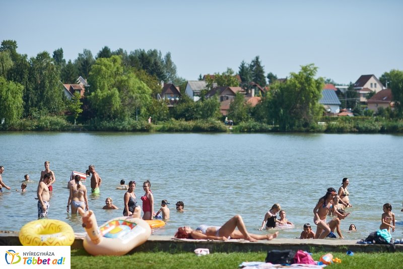 Nyári csobbanás ősszel