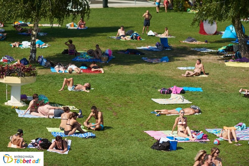 Nyári csobbanás ősszel