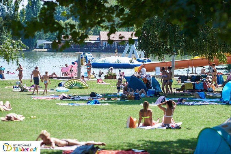 Nyári csobbanás ősszel