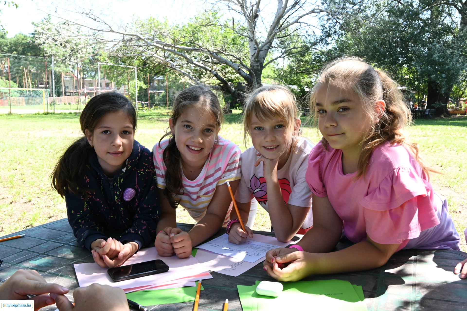 Nyári délelőtt a  Kisvakond táborban