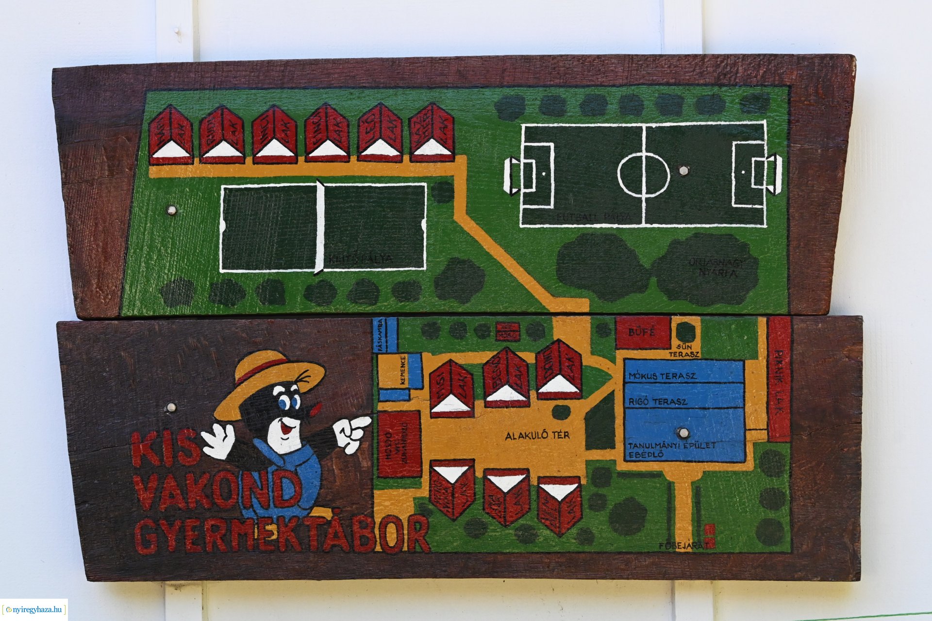 Nyári délelőtt a  Kisvakond táborban