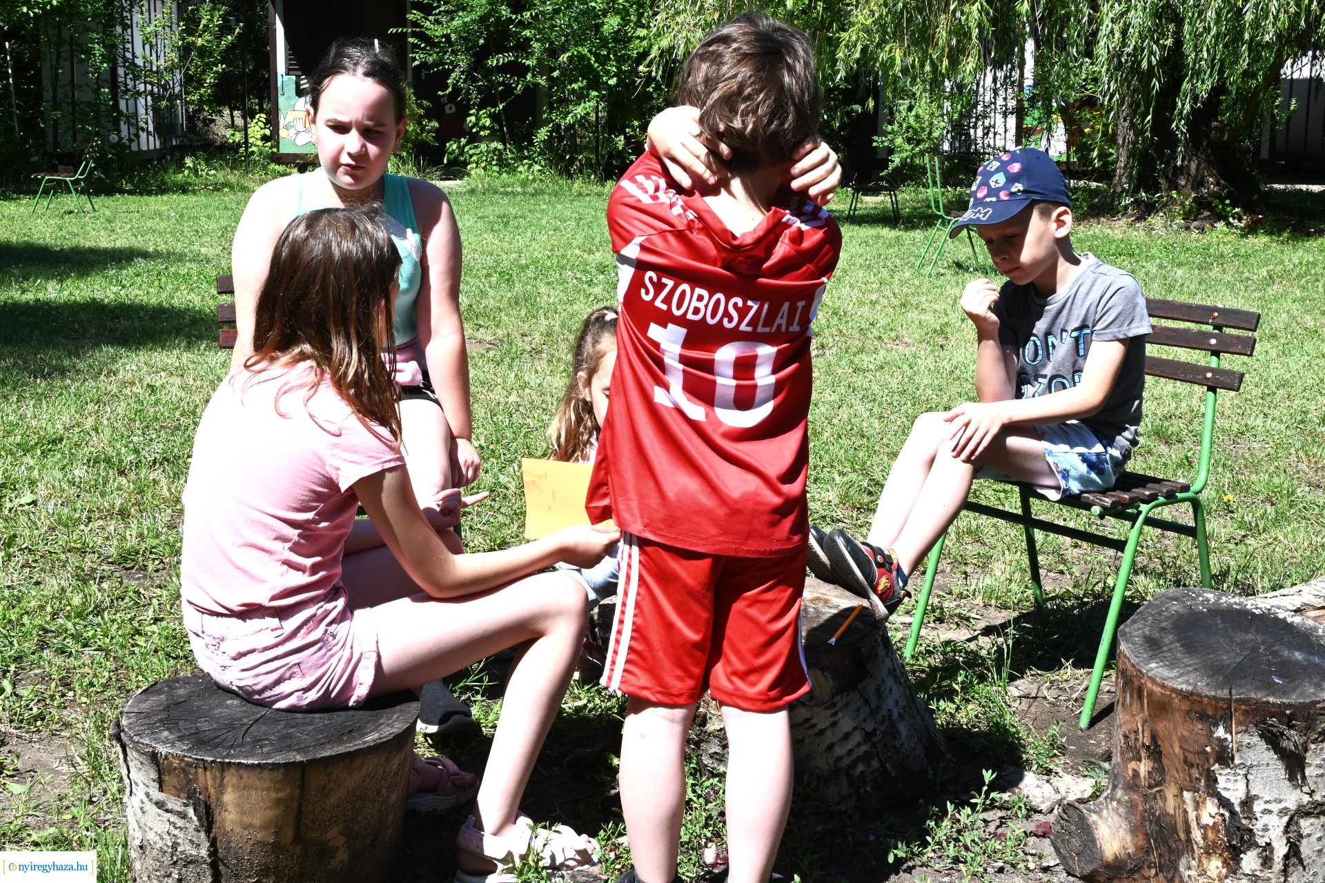 Nyári délelőtt a  Kisvakond táborban