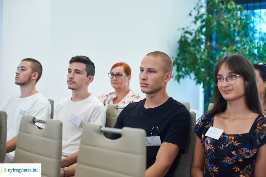 Nyári diákmunka 2024 - sajtótájékoztató