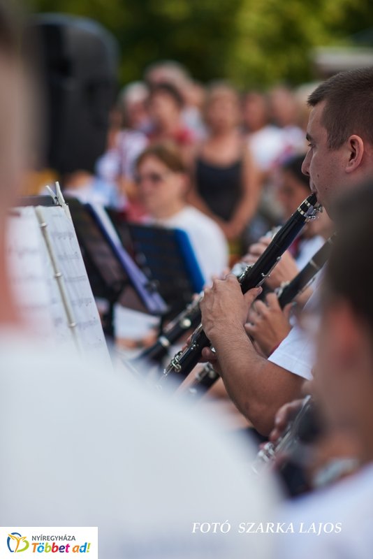 Nyári hangverseny - Latin Est