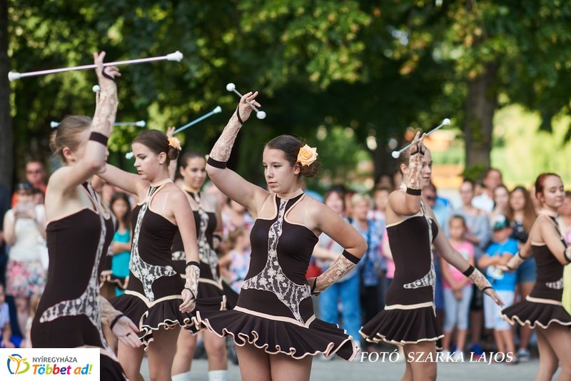 Nyári hangverseny - Latin Est