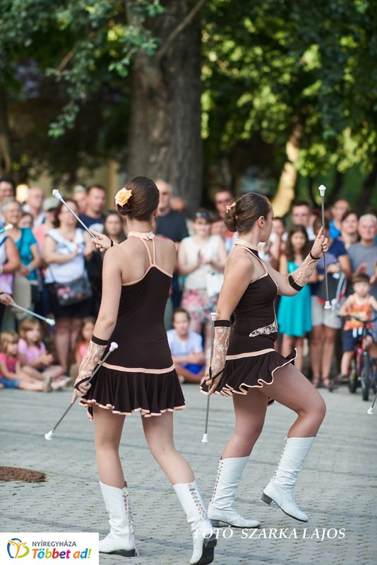 Nyári hangverseny - Latin Est