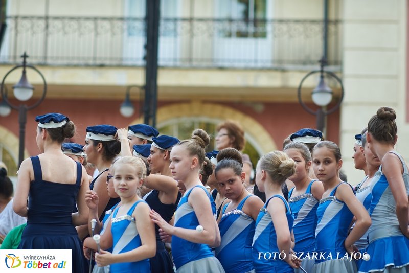 Nyári hangverseny - Latin Est