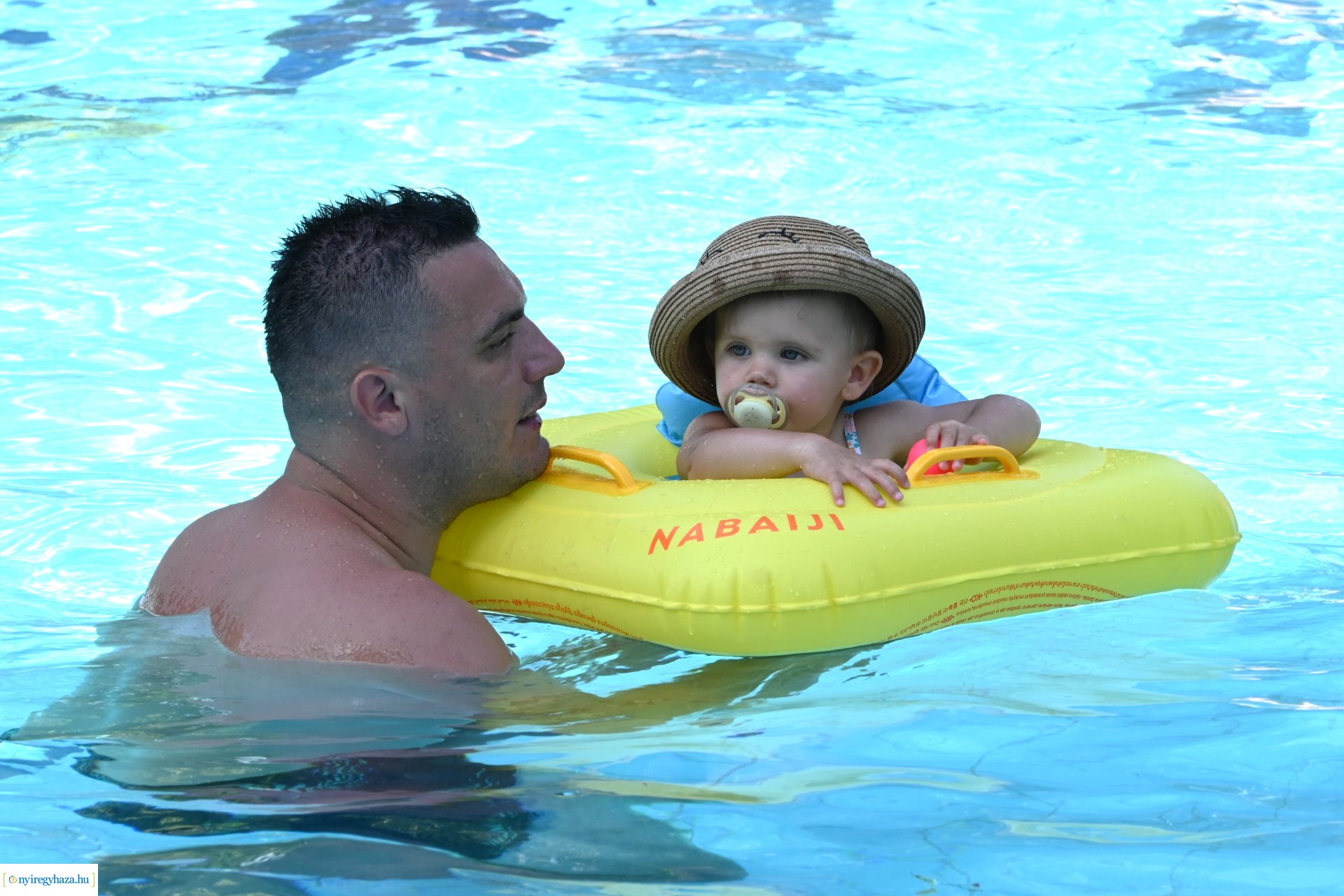 Nyárindító élmények a Parkfürdőben