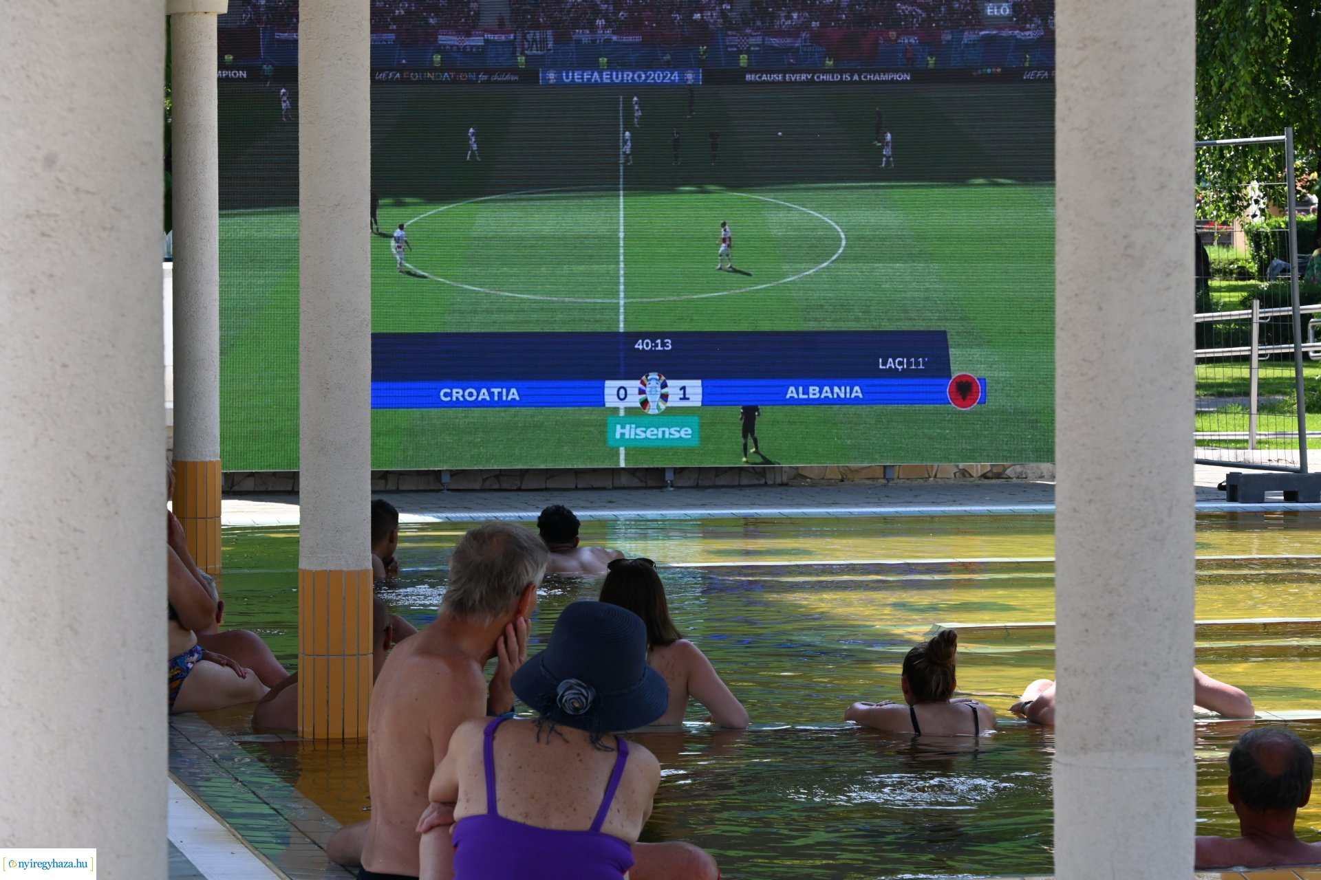 Nyárindító élmények a Parkfürdőben