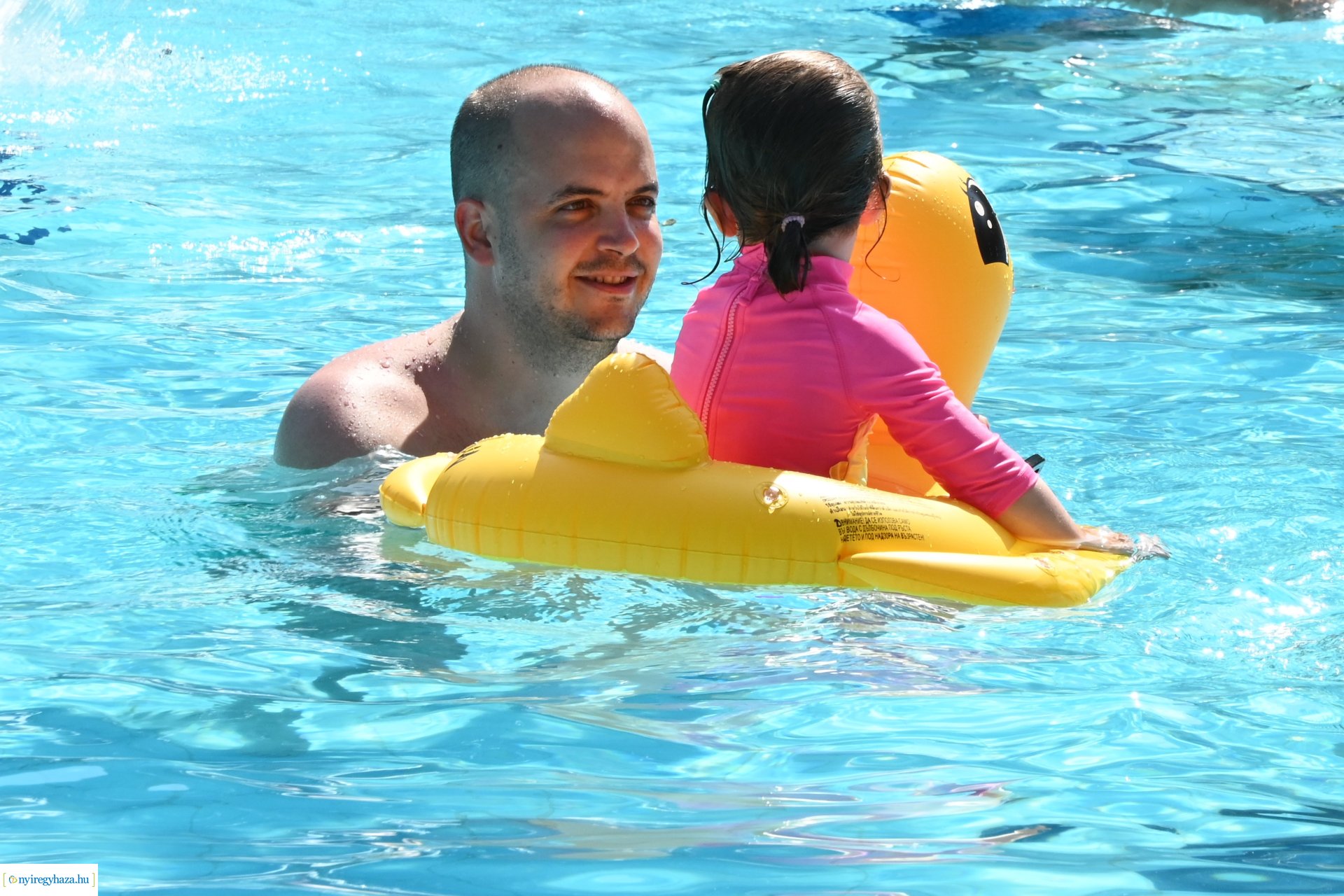 Nyárindító élmények a Parkfürdőben