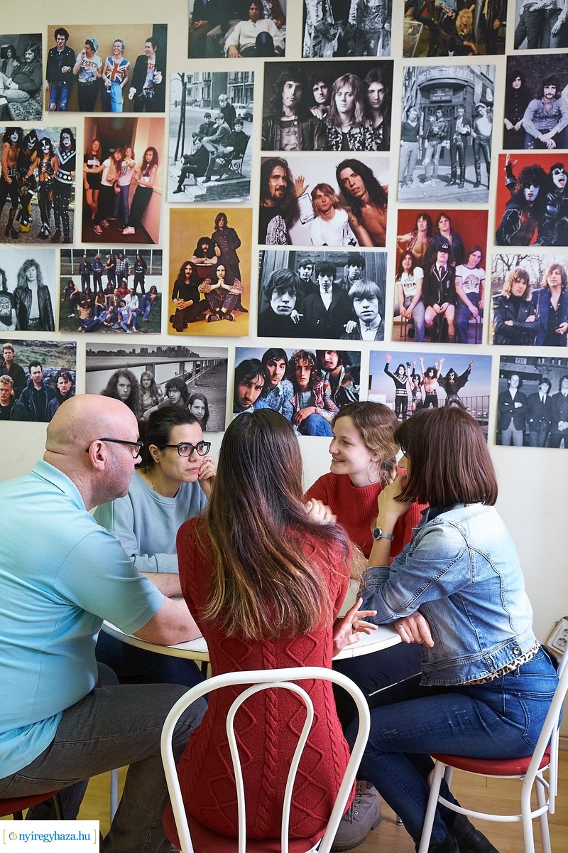 Nyelvi klubok a Mustárházban