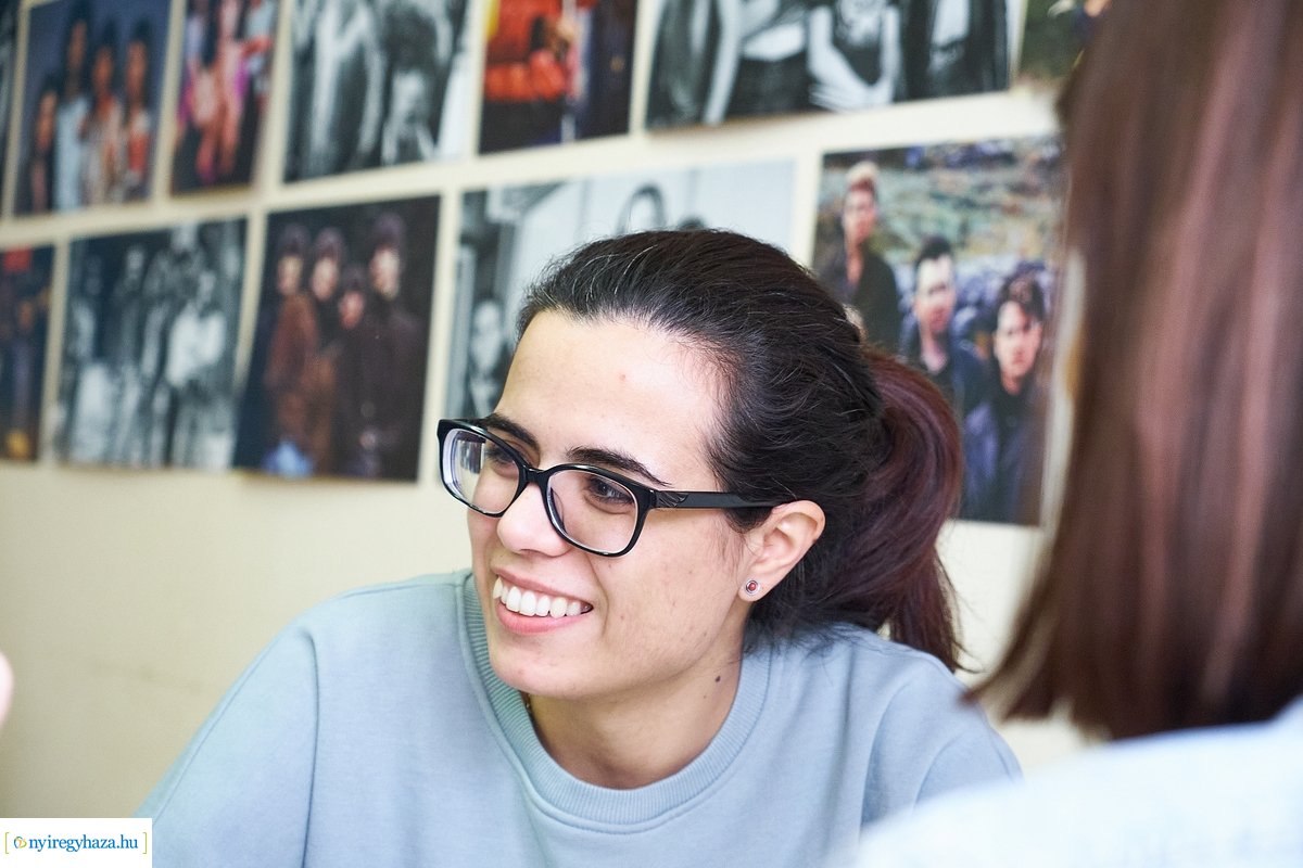 Nyelvi klubok a Mustárházban