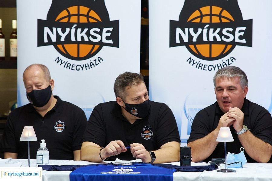 NYIKSE sajtótájékoztató - 20201103
