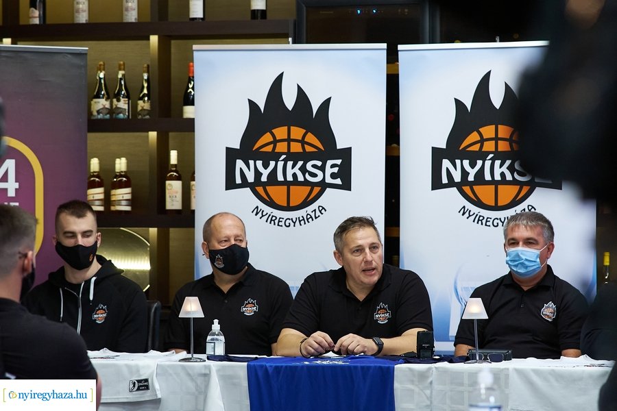 NYIKSE sajtótájékoztató - 20201103