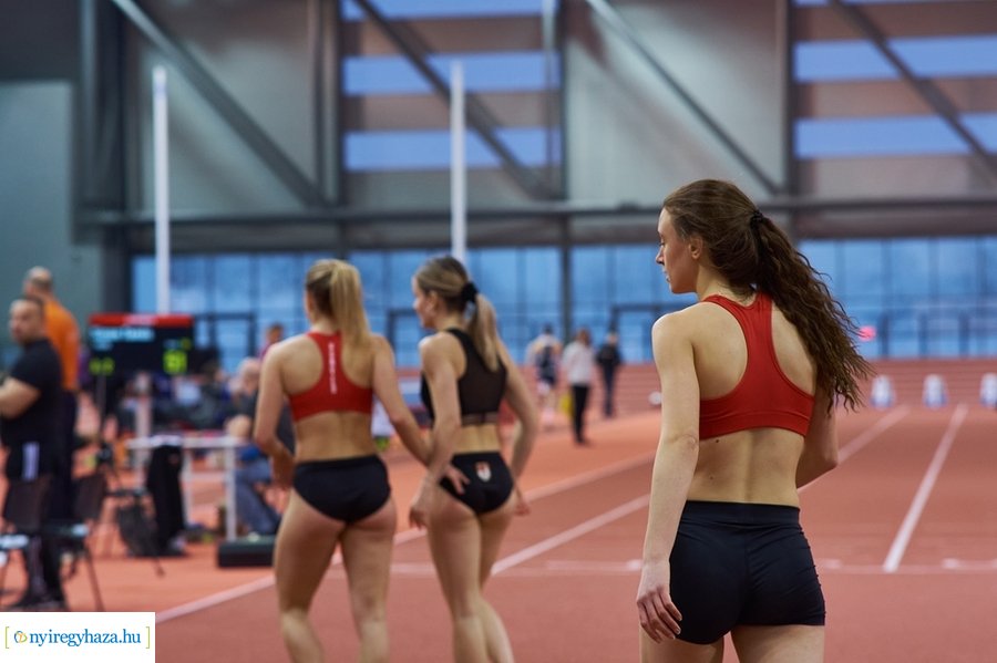 Nyílt fedett pályás verseny az Atlétikai Centrumban