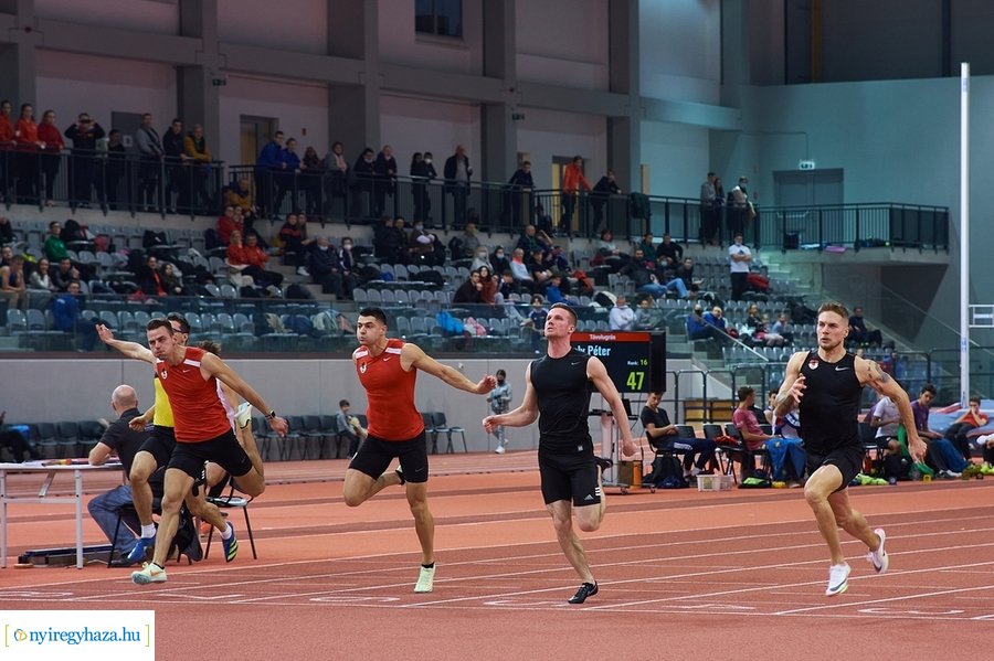 Nyílt fedett pályás verseny az Atlétikai Centrumban
