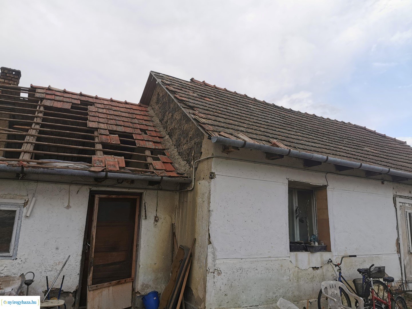 Nyírbogdányban tetőt rongált a szél