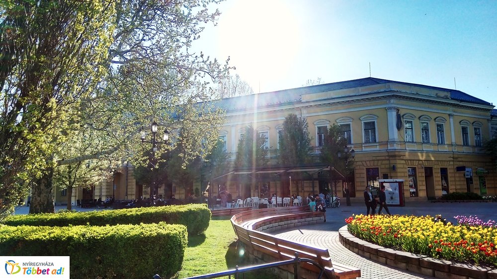 Nyíregyháza belvárosa Nagypénteken