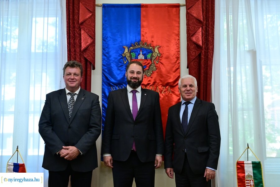 Nyíregyháza és Kassa csapadékvíz elvezetési rendszer - sajtótájékoztató