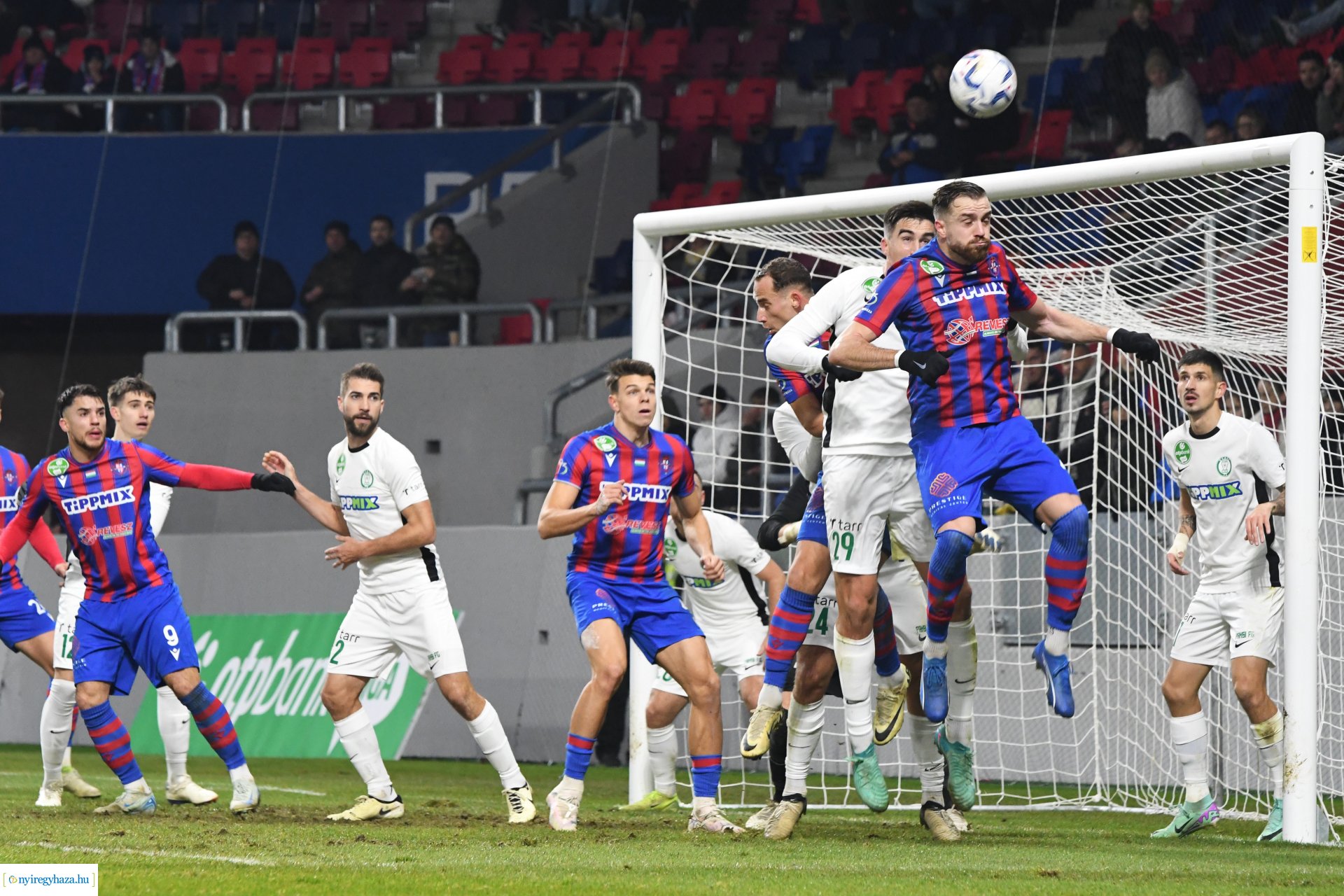 Nyíregyháza Spartacus - Paks labdarúgó mérkőzés