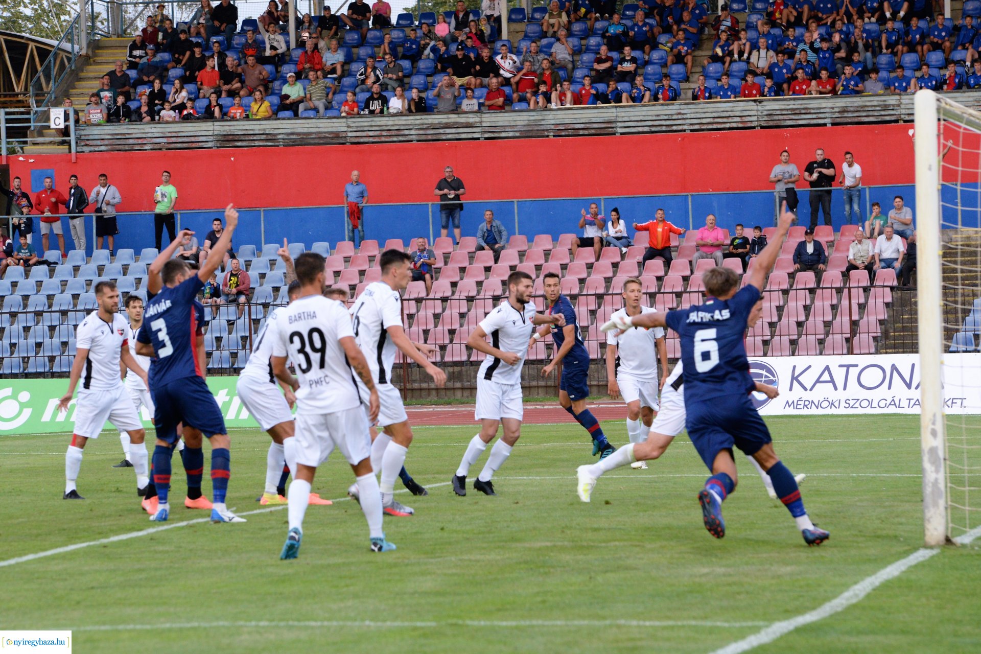 Nyíregyháza Spartacus-Pécs labdarúgó mérkőzés