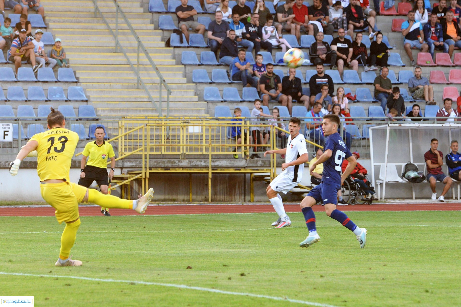 Nyíregyháza Spartacus-Pécs labdarúgó mérkőzés
