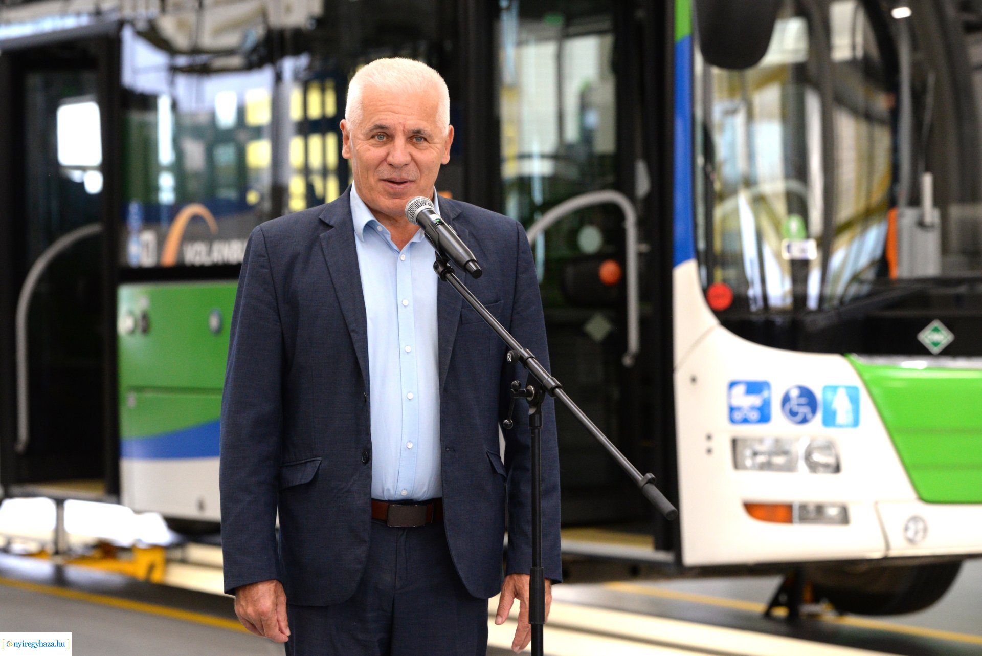 Nyíregyháza új autóbusz telephelyének átadása