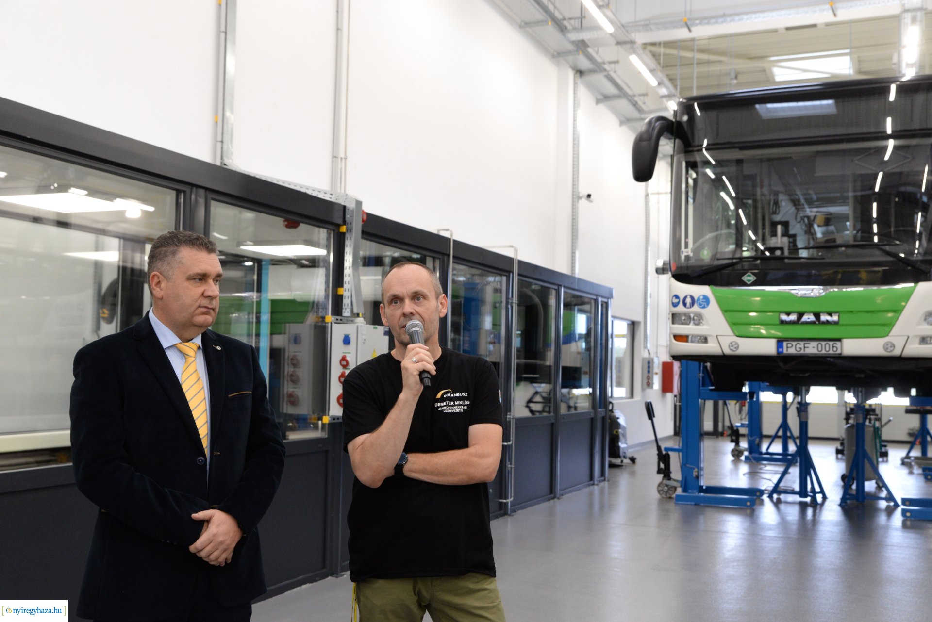 Nyíregyháza új autóbusz telephelyének átadása