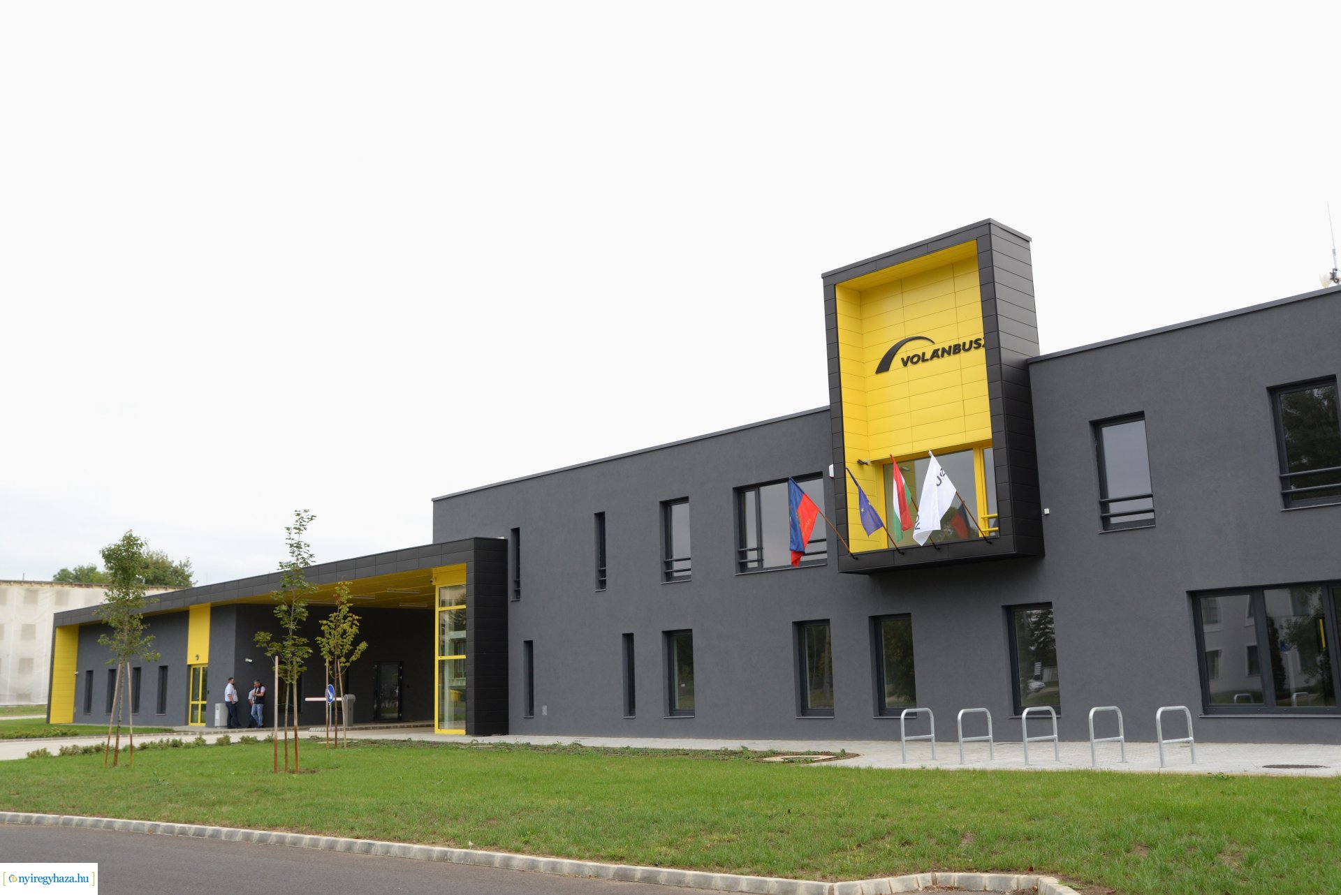 Nyíregyháza új autóbusz telephelyének átadása