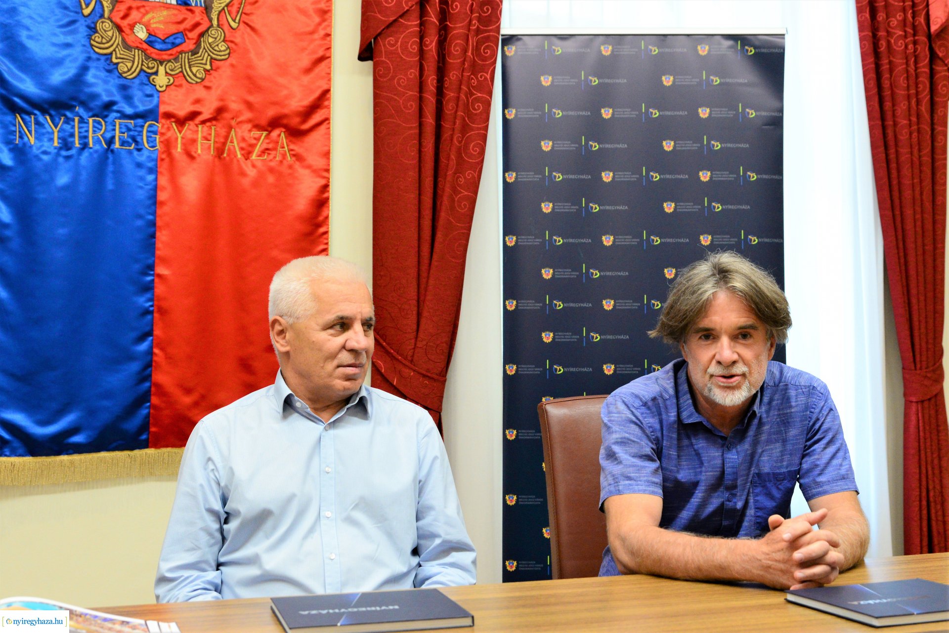 Nyíregyháza új képeskönyvét mutatták be a Városházán