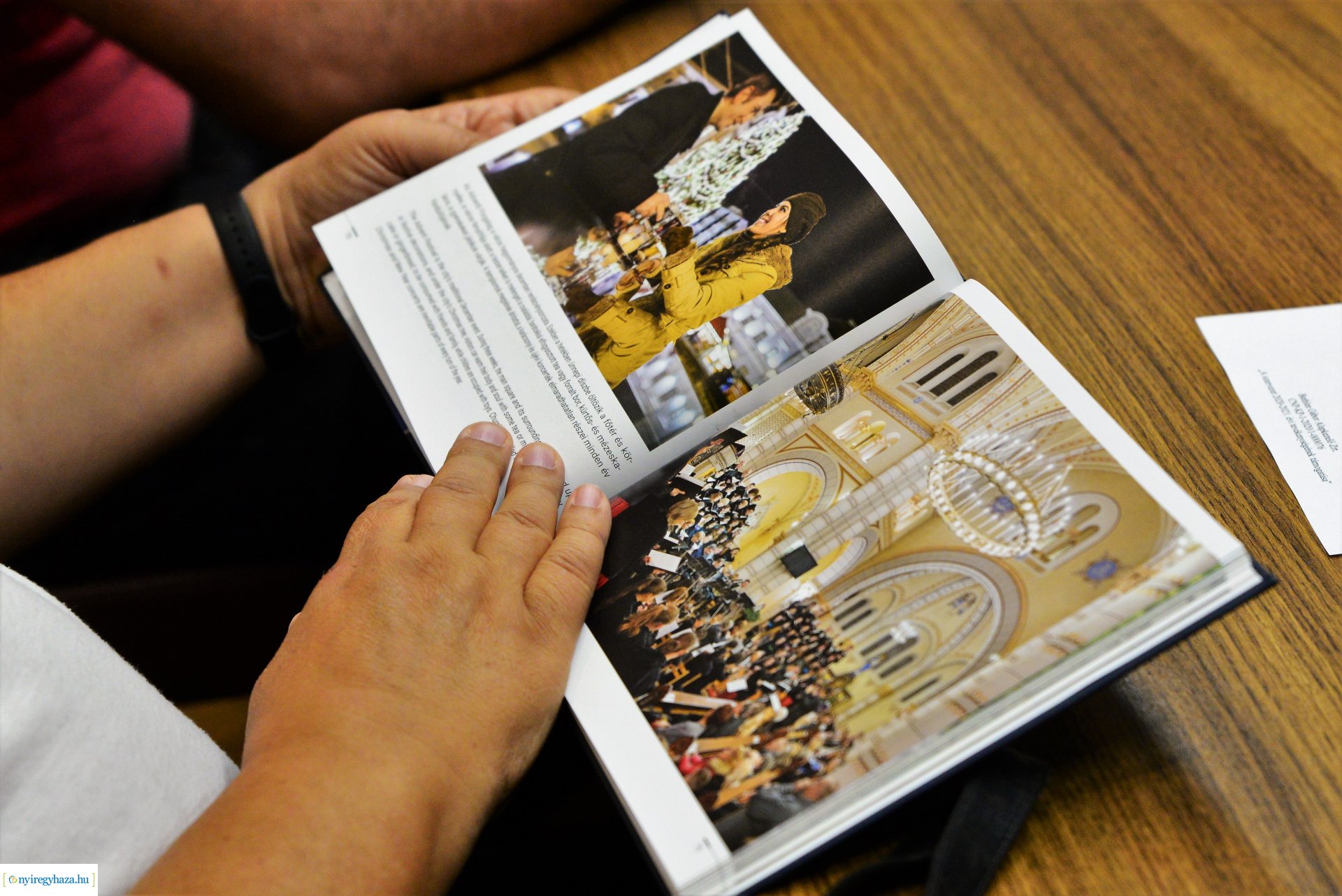 Nyíregyháza új képeskönyvét mutatták be a Városházán