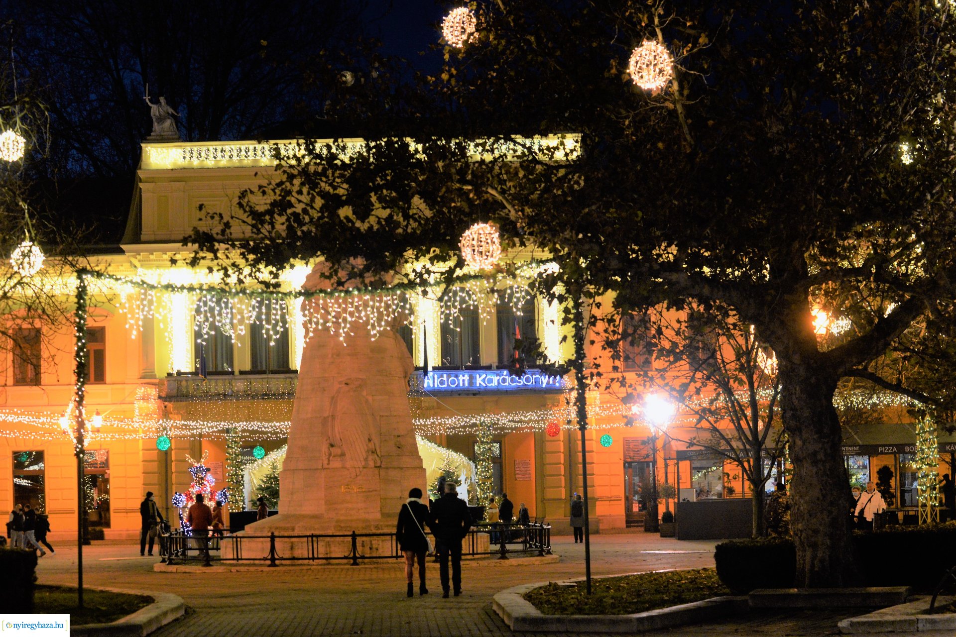 Nyíregyháza ünnepi fényei