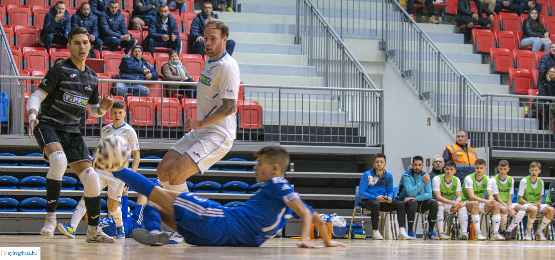 Nyíregyháza vs SG Kecskemét futsal mérkőzés a Continental Arénában