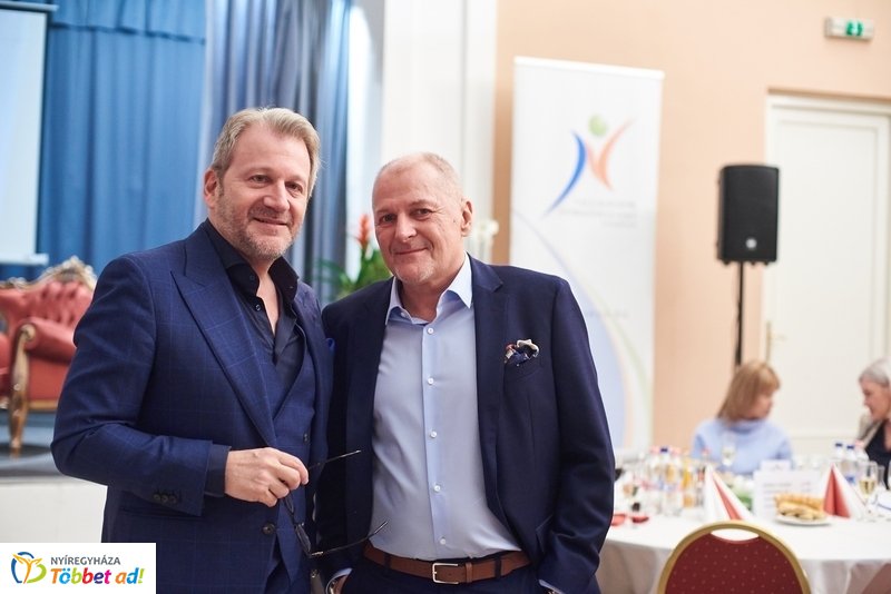 Nyíregyházán Schiffer Miklós